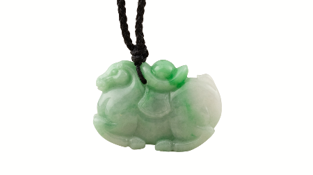 What Does a Green Jade Horse Pendant Symbolize?