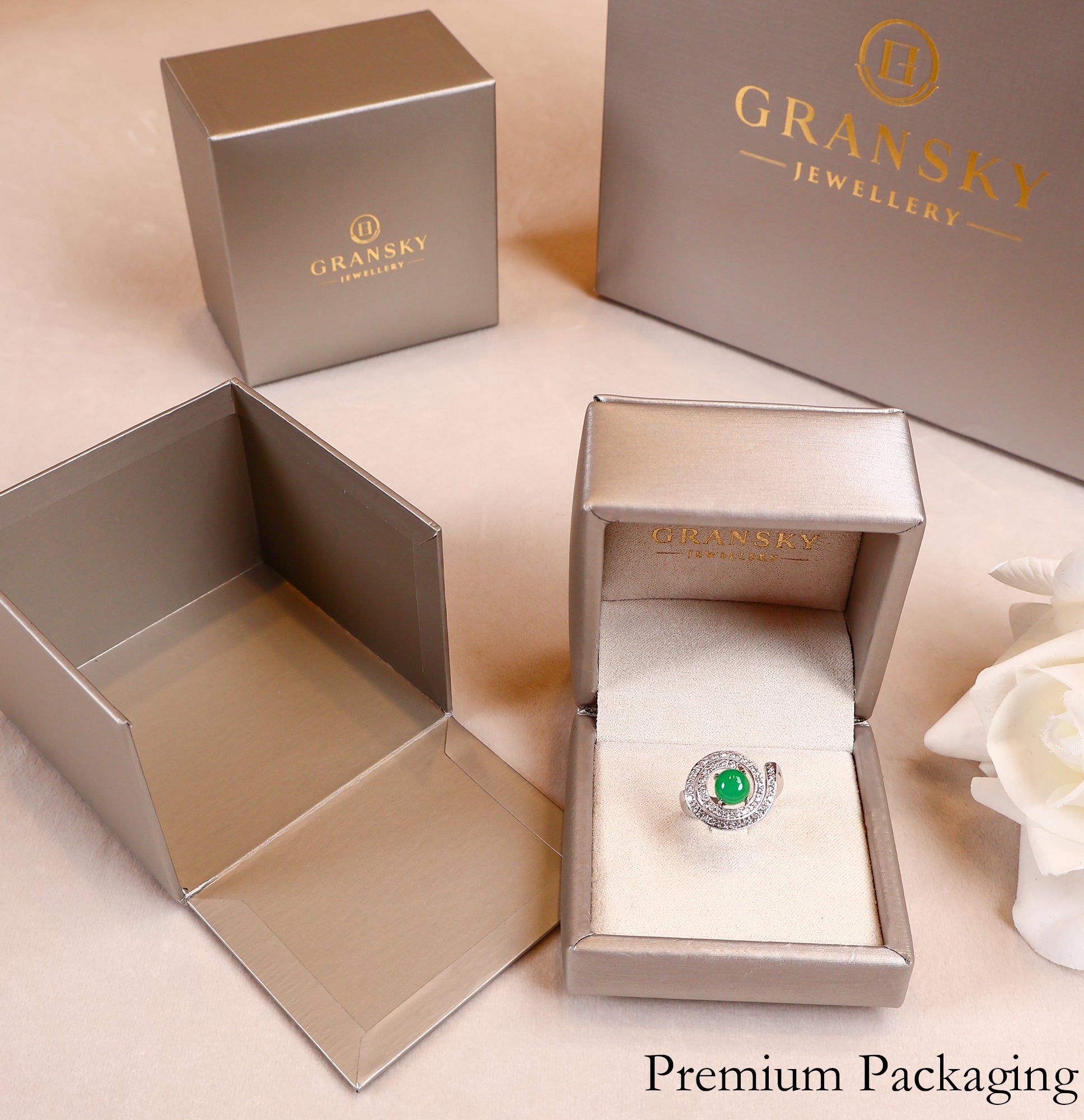 Packaging Of 18k White Gold Rare Round Jadeite Ring