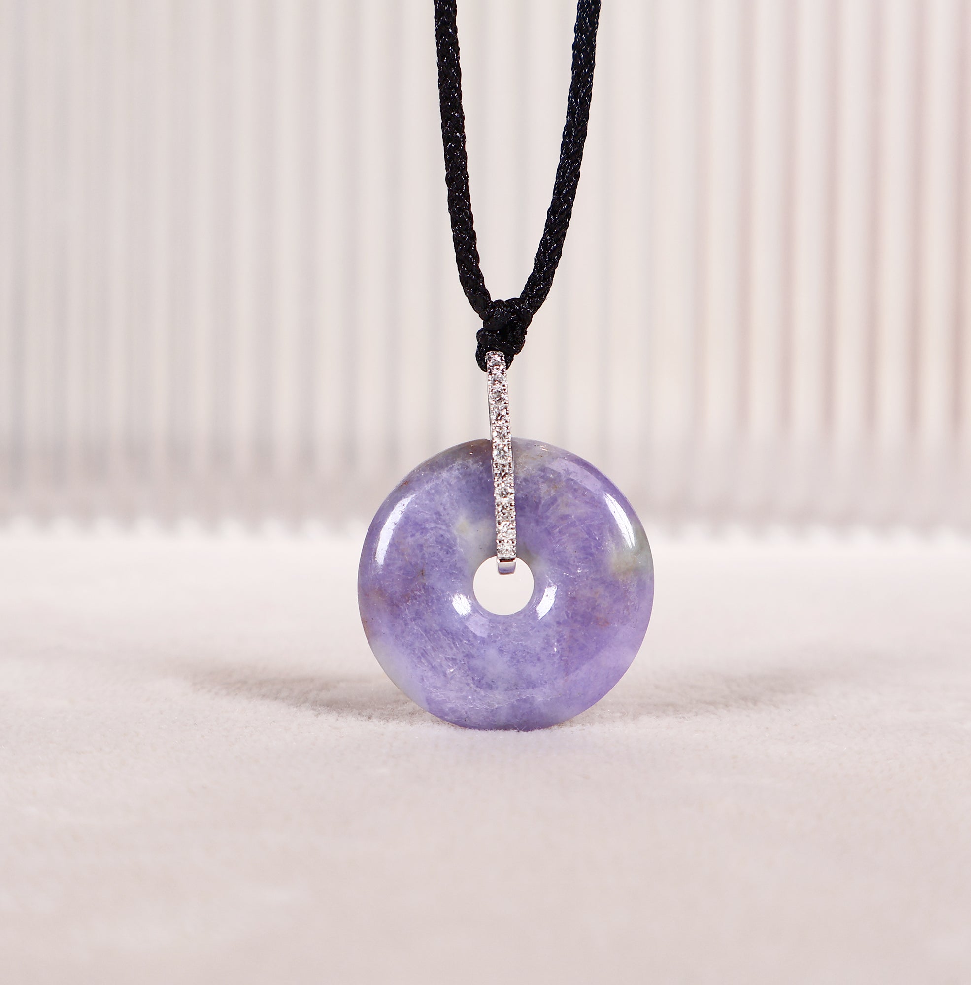 Gransky 18K White Gold Real Diamond Natural Icy Lavender purple Donut Jade Pendant