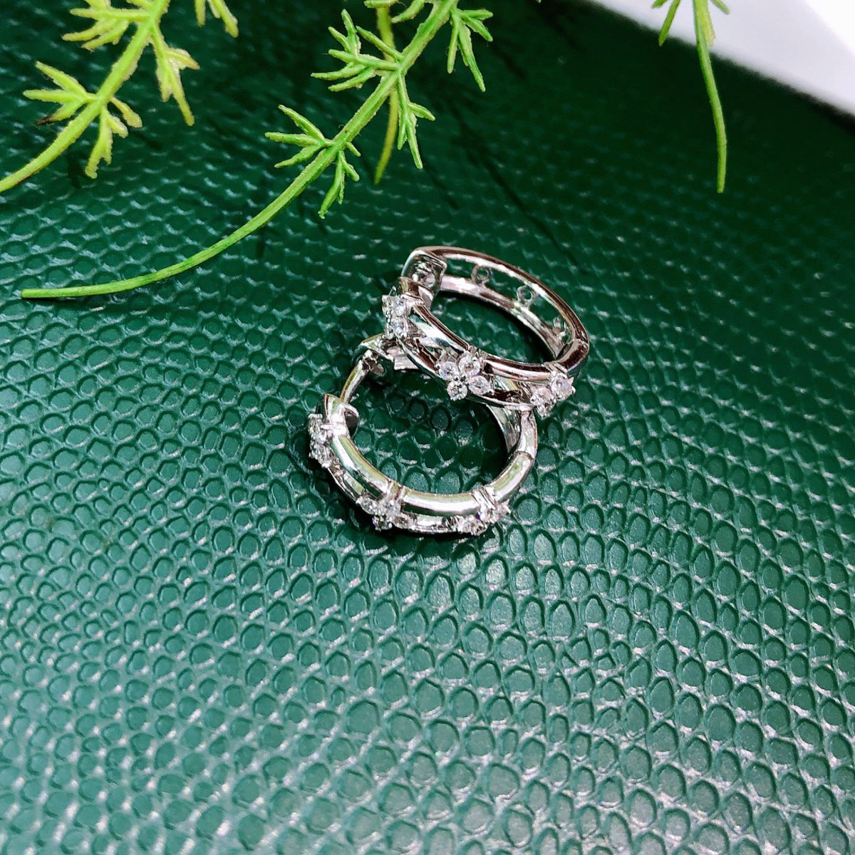 Gransky 18K White Gold Double Hollow Inlaid Diamond Hoop Earrings