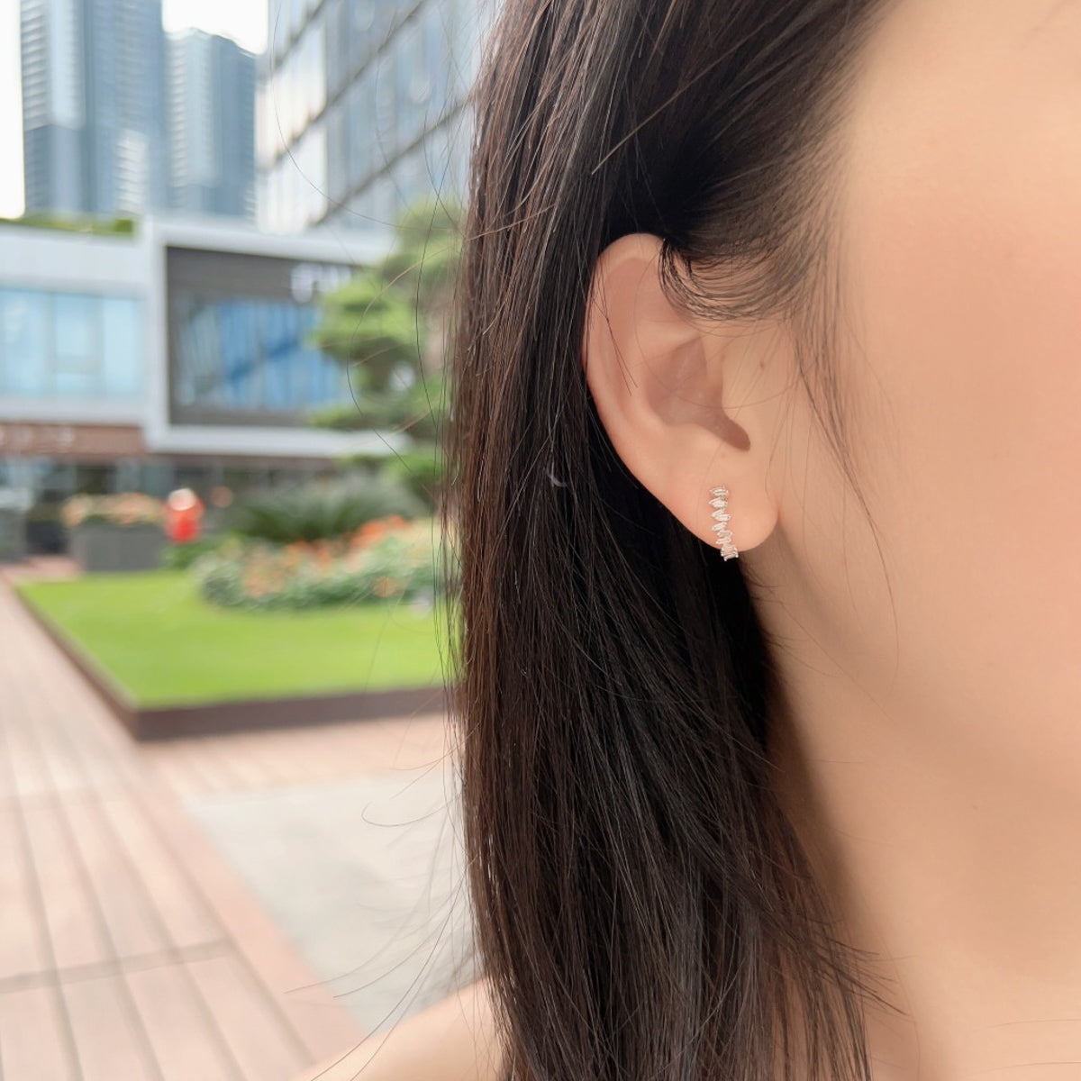 Gransky 18K White Gold Diamond Hoop Cluster Earrings