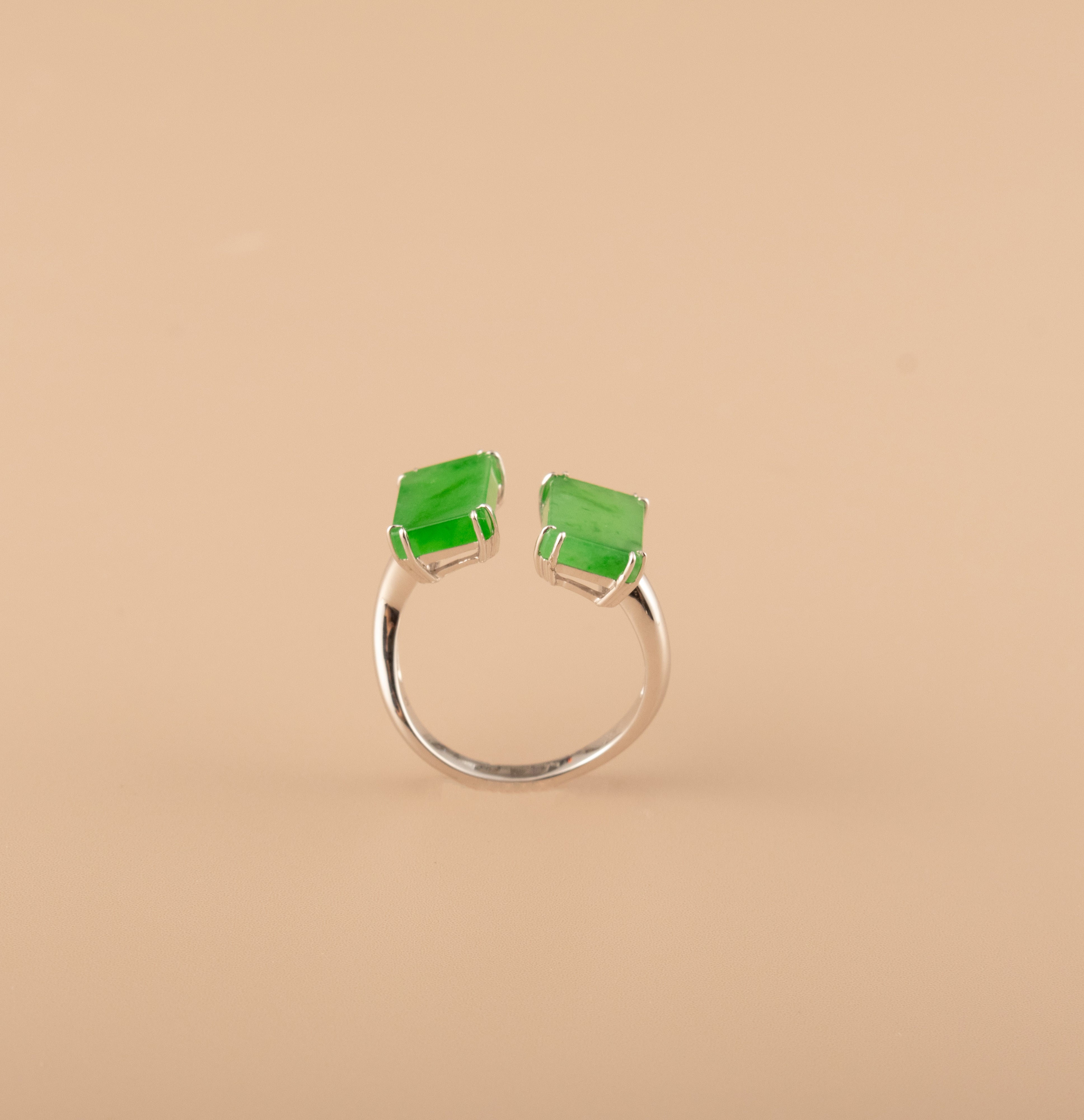 GRANSKY X KATHERINE 18K White Gold Natural Green Jade Bypass Jade Ring