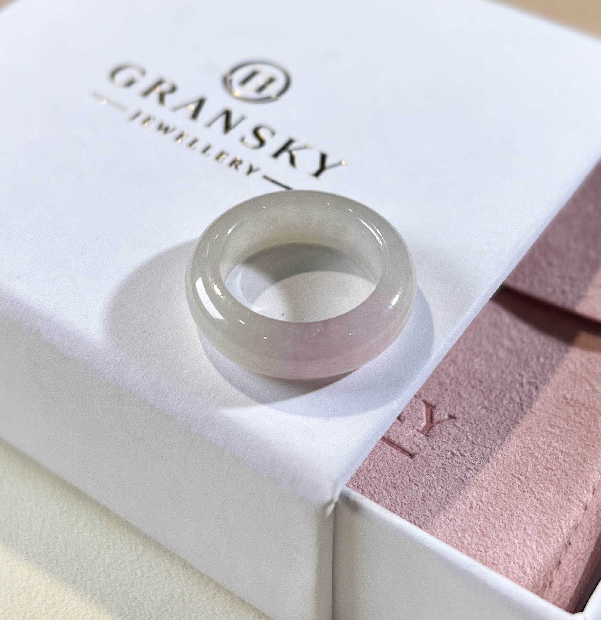 Gransky Untreated Smooth Purple Jade Ring