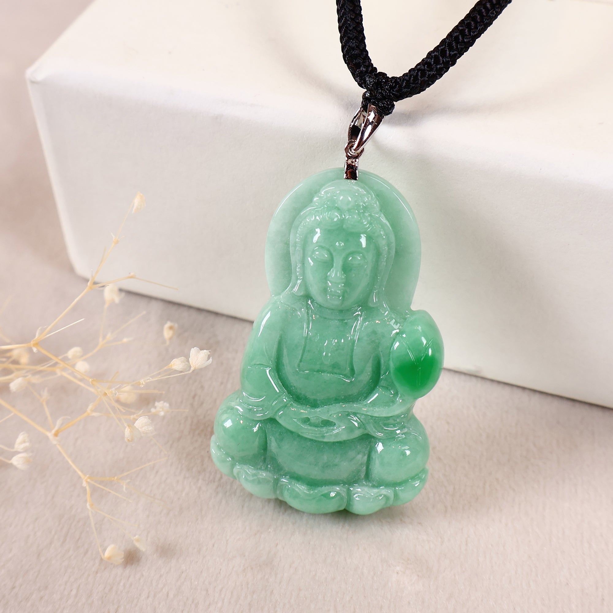 Kwan yin jade pendant discount