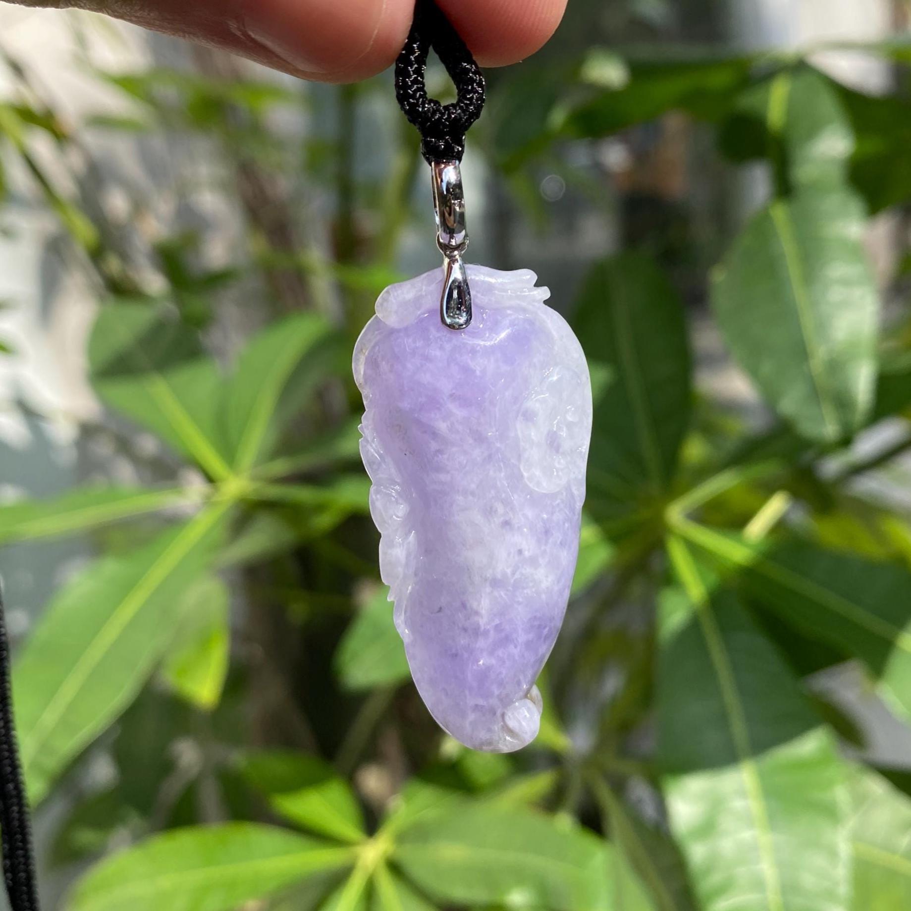 イーシャペンダント Rare Imperial Purple Jade Melon Pendant Necklace – 18K White Gold